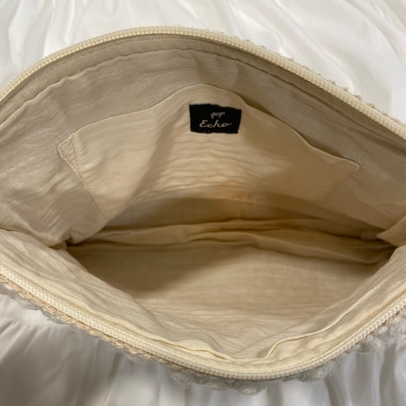 Clutch - Picture 4 of 4